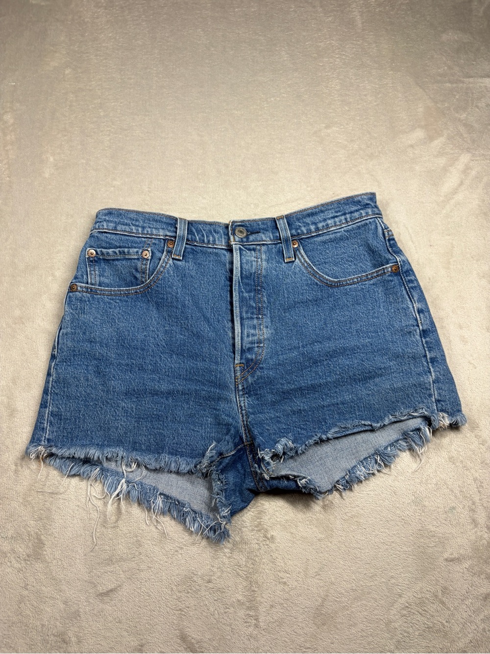 Levi’s Women’s 501 High Rise Cotton Blend Button Fly Blue Jean Denim Shorts 29 - Picture 5 of 16